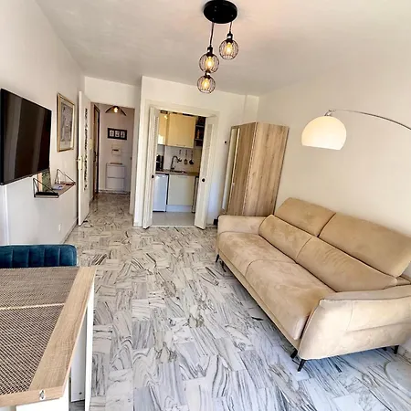 Center - For 2 People Appartement Antibes