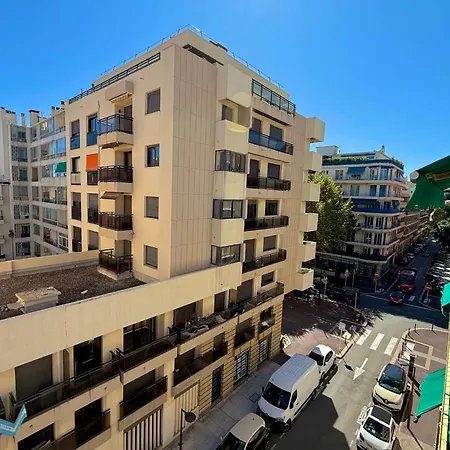 Center - For 2 People Apartamento